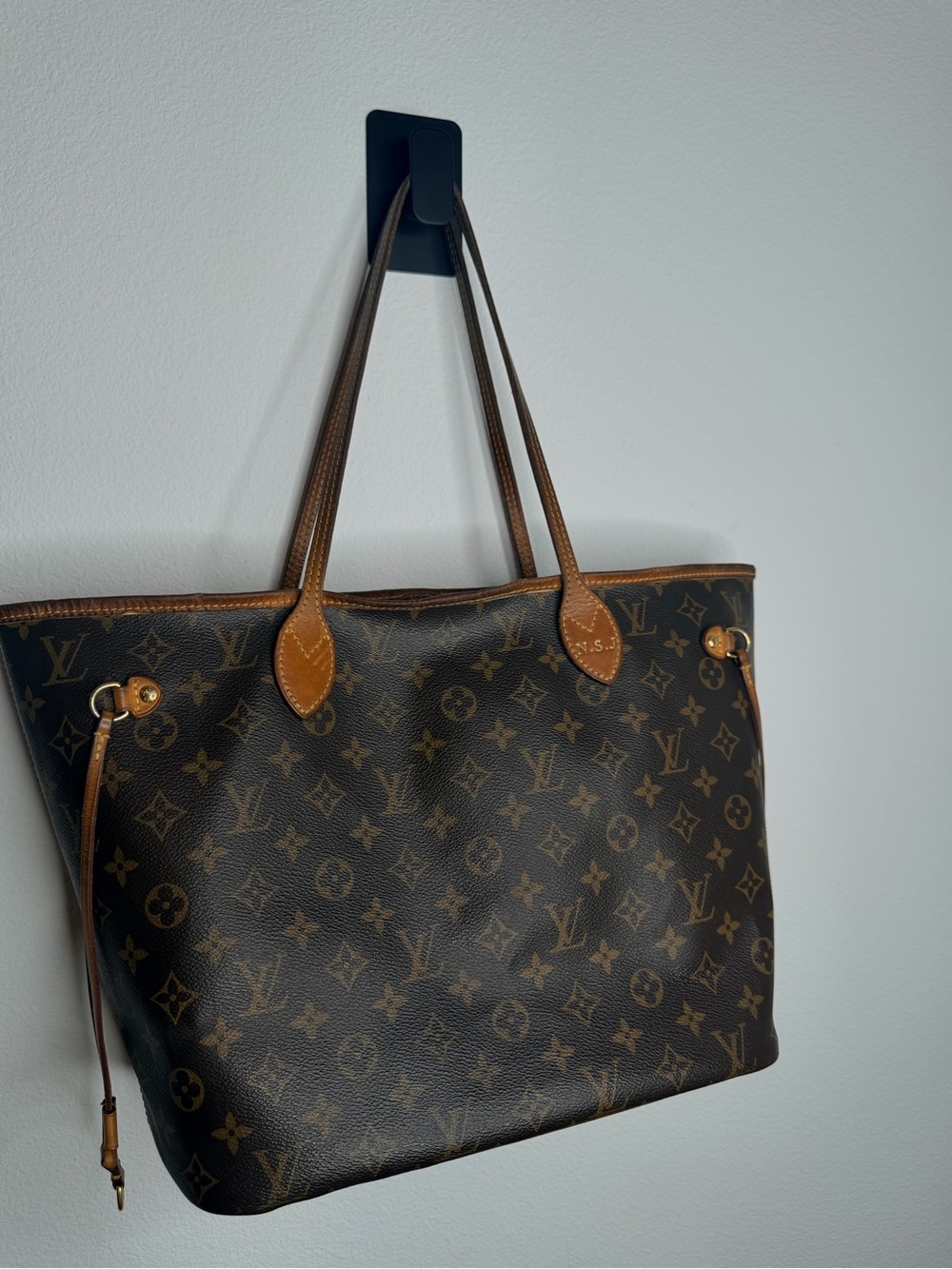 Louis Vuitton Neverfull MM – Monogram - Picture 3 of 12